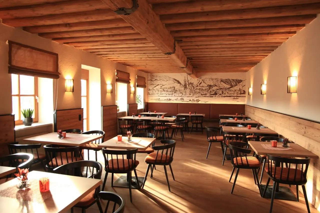 Landhotel Donaublick Obernzell 3*,